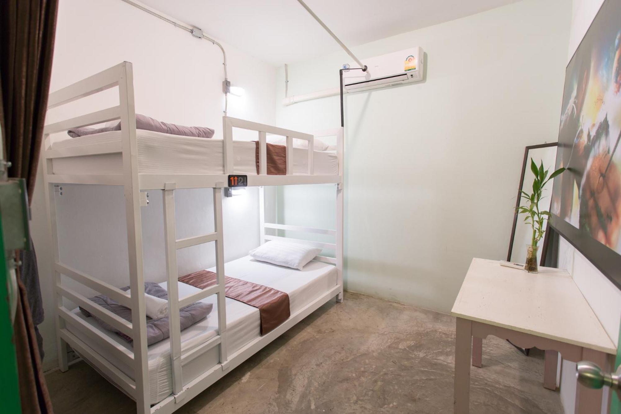 Zz Hostel Chiang Mai Exterior photo