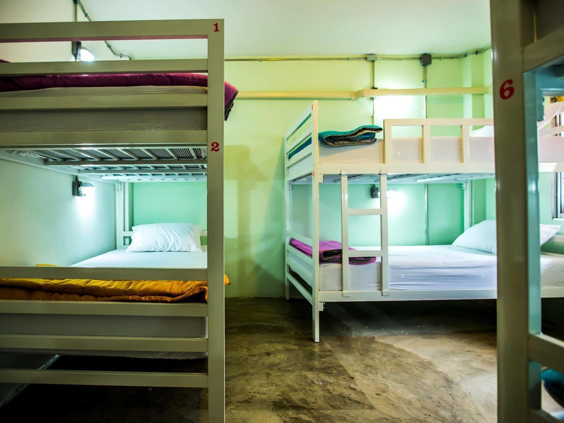 Zz Hostel Chiang Mai Exterior photo